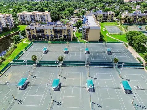 2828 Tennis Club Drive West Palm Beach FL 33417