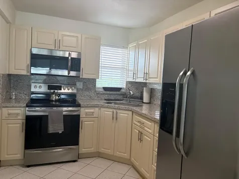 8900 Washington Boulevard Pembroke Pines FL 33025
