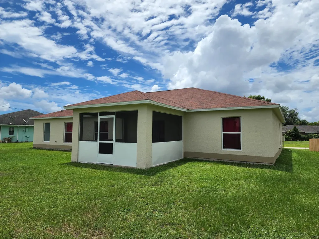 2709 SW Somber Road Port St Lucie FL 34953