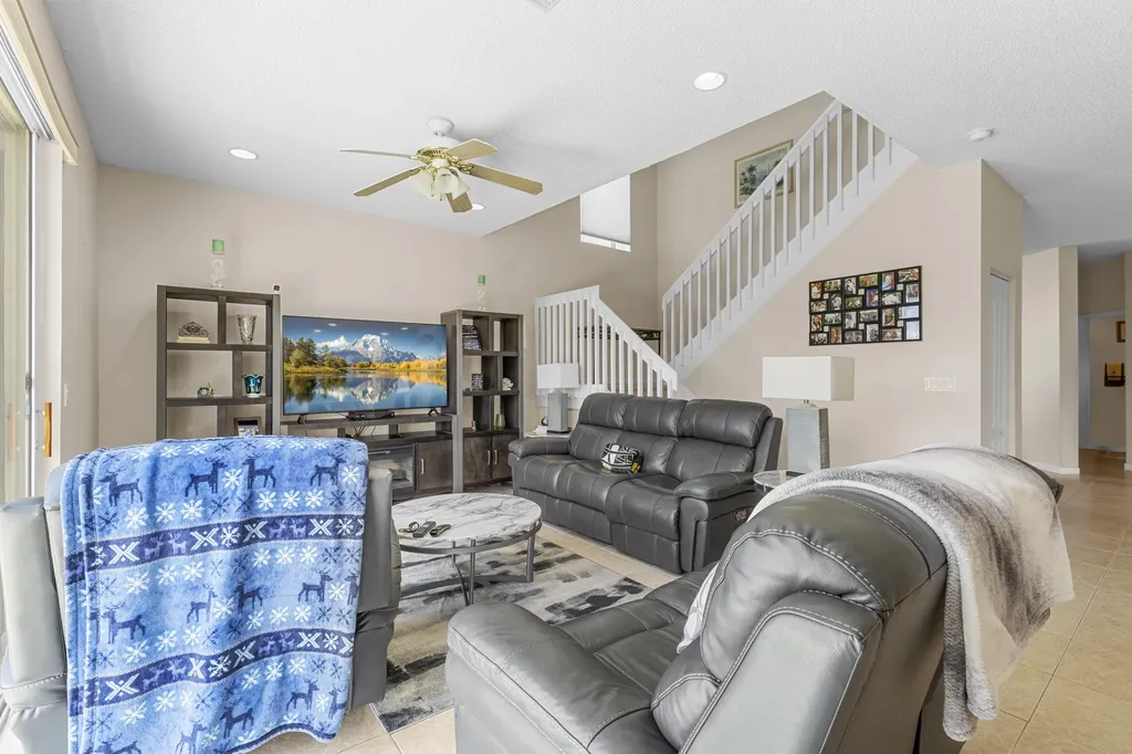 143 Hamilton Terrace Royal Palm Beach FL 33414