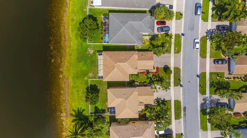 143 Hamilton Terrace Royal Palm Beach FL 33414