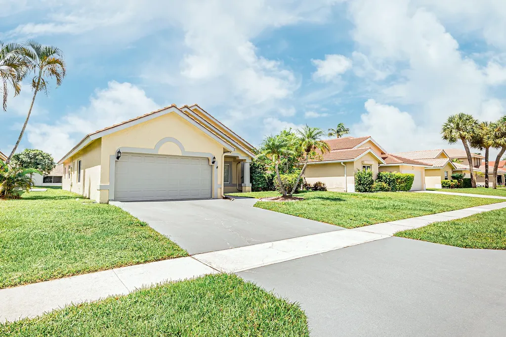 5148 Rosen Boulevard Boynton Beach FL 33472