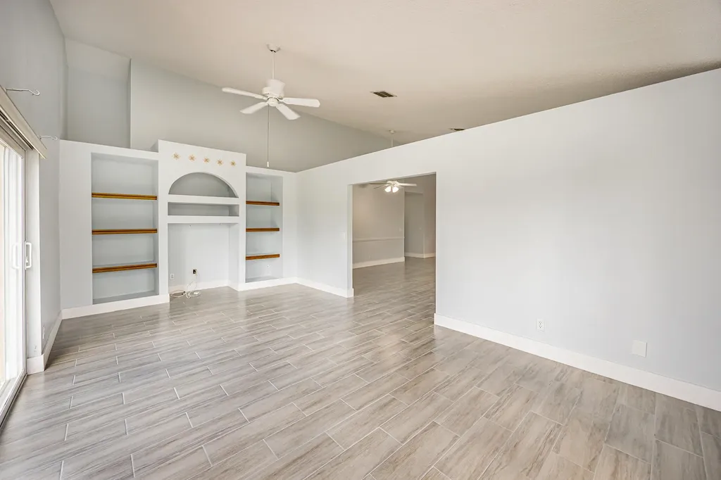 5148 Rosen Boulevard Boynton Beach FL 33472