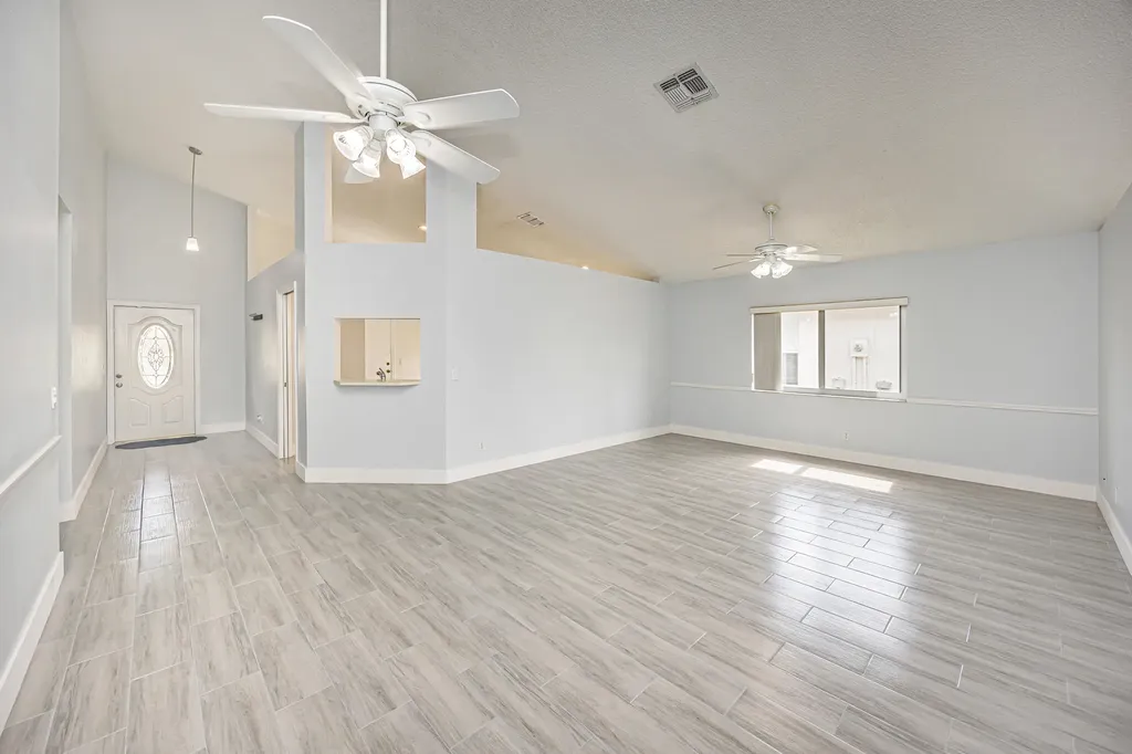 5148 Rosen Boulevard Boynton Beach FL 33472