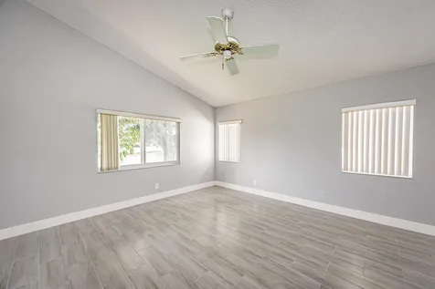 5148 Rosen Boulevard Boynton Beach FL 33472