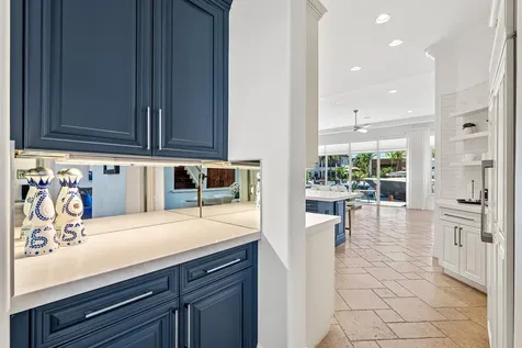 2320 NE 34th Court Lighthouse Point FL 33064
