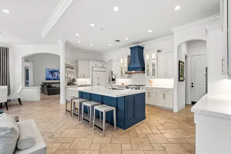 2320 NE 34th Court Lighthouse Point FL 33064