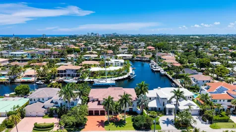 2320 NE 34th Court Lighthouse Point FL 33064