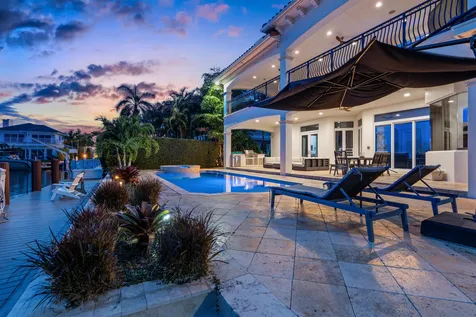 2320 NE 34th Court Lighthouse Point FL 33064