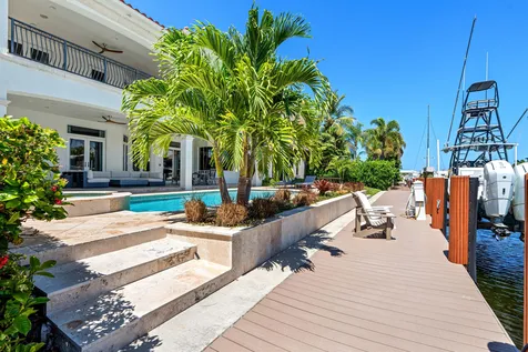 2320 NE 34th Court Lighthouse Point FL 33064