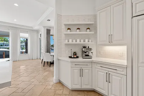 2320 NE 34th Court Lighthouse Point FL 33064