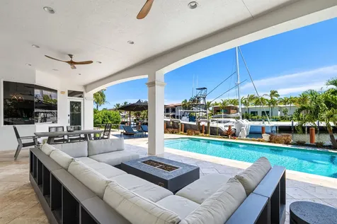 2320 NE 34th Court Lighthouse Point FL 33064
