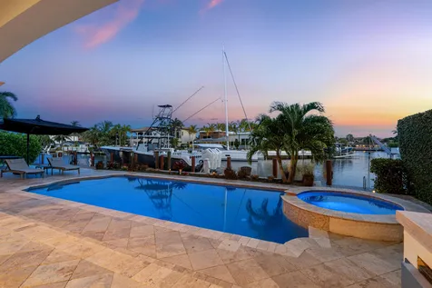 2320 NE 34th Court Lighthouse Point FL 33064