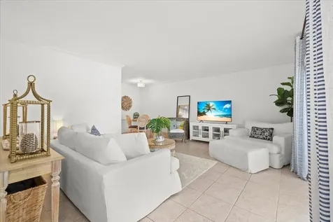 4501 S Ocean Boulevard South Palm Beach FL 33480