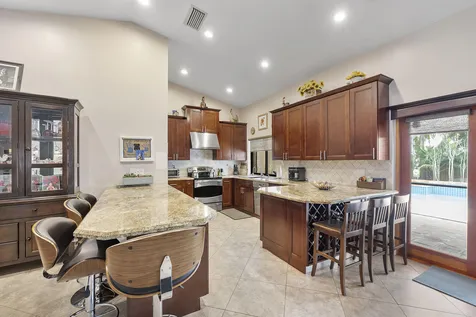 10662 NW 7th Place Coral Springs FL 33071