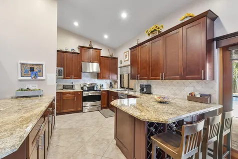 10662 NW 7th Place Coral Springs FL 33071
