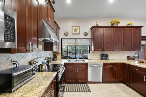 10662 NW 7th Place Coral Springs FL 33071