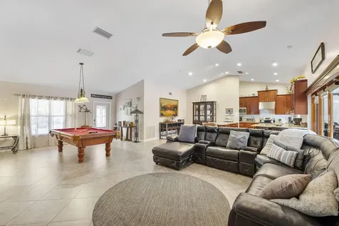 10662 NW 7th Place Coral Springs FL 33071