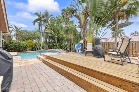10662 NW 7th Place Coral Springs FL 33071