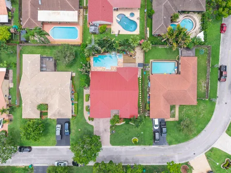 10662 NW 7th Place Coral Springs FL 33071