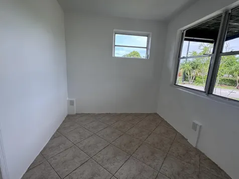 4310 NE 13th Avenue Pompano Beach FL 33064