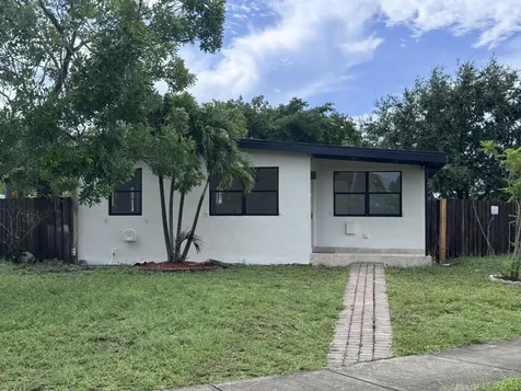 4310 NE 13th Avenue Pompano Beach FL 33064