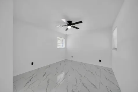 139 E Lake Drive Lehigh Acres FL 33936