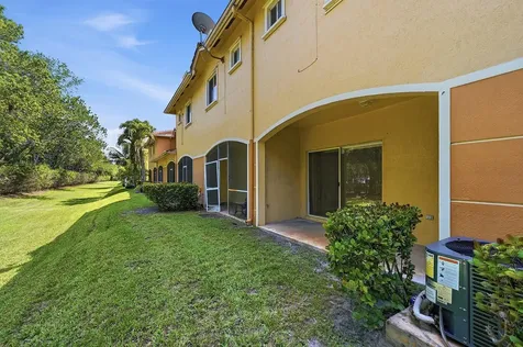 6532 Catalina Lane Tamarac FL 33321