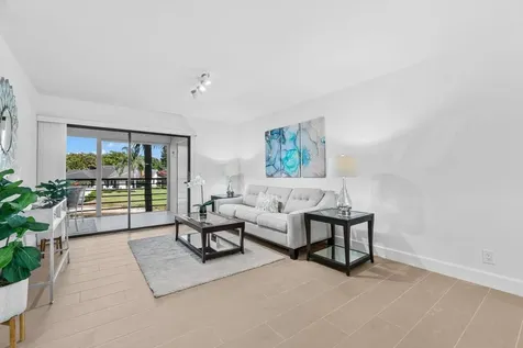 10092 Cedar Point Boulevard Boynton Beach FL 33437