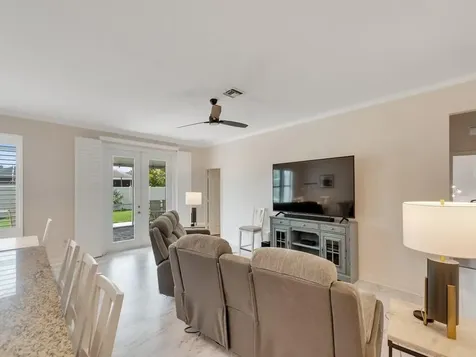 10105 Verona Manor Vero Beach FL 32966