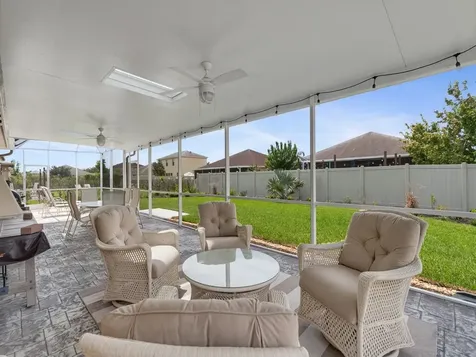 10105 Verona Manor Vero Beach FL 32966