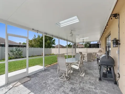10105 Verona Manor Vero Beach FL 32966