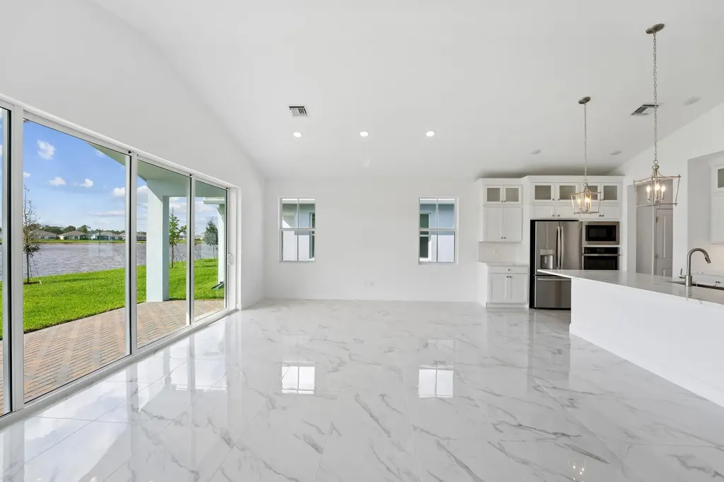 10056 NW Field Flower Trail Port St Lucie FL 34987