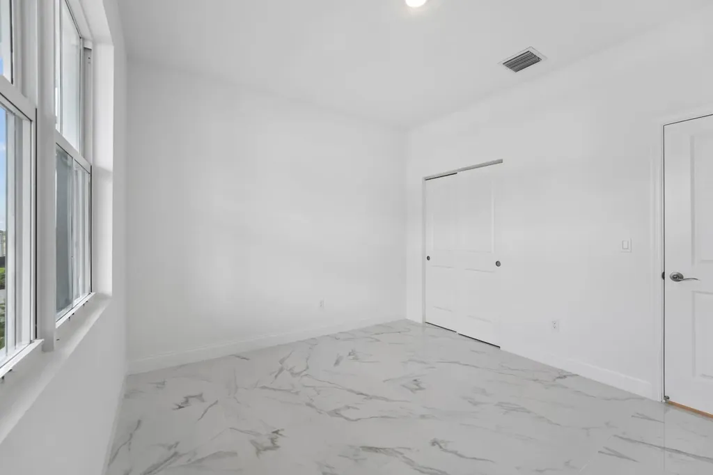 10056 NW Field Flower Trail Port St Lucie FL 34987