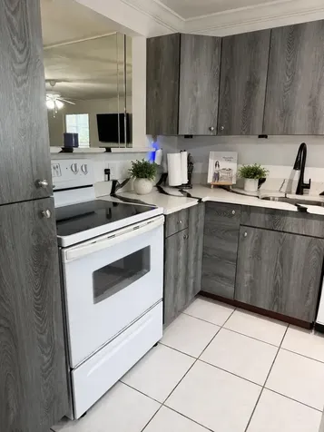 5961 NW 2nd Avenue Boca Raton FL 33487