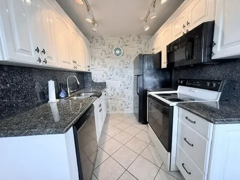 4065 Harwood E Deerfield Beach FL 33442