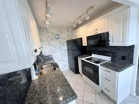 4065 Harwood E Deerfield Beach FL 33442