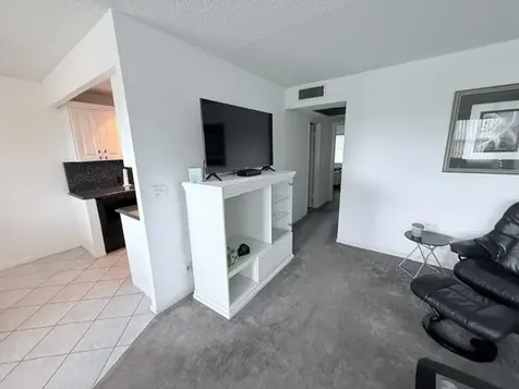 4065 Harwood E Deerfield Beach FL 33442