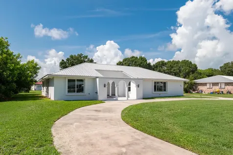 312 De Soto Avenue Clewiston FL 33440