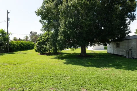 312 De Soto Avenue Clewiston FL 33440