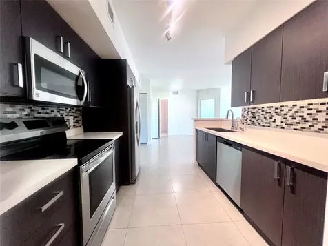 729 NW 2 Street Miami FL 33128