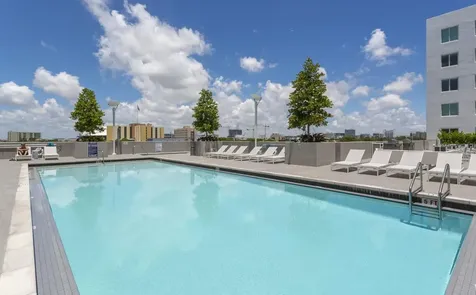 729 NW 2 Street Miami FL 33128
