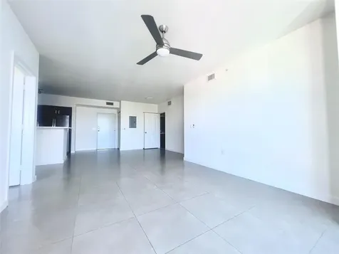 729 NW 2 Street Miami FL 33128