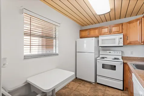 2515 NE 2nd Court Boynton Beach FL 33435