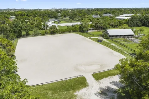 790 E Rambling Drive Wellington FL 33414
