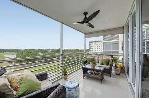 3510 Oaks Way Pompano Beach FL 33069