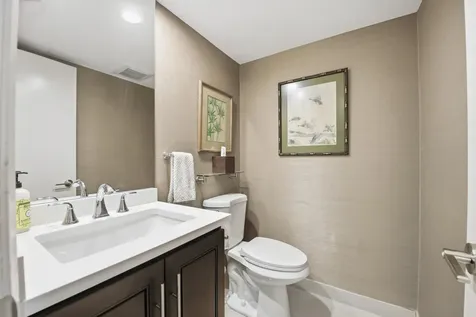 3510 Oaks Way Pompano Beach FL 33069