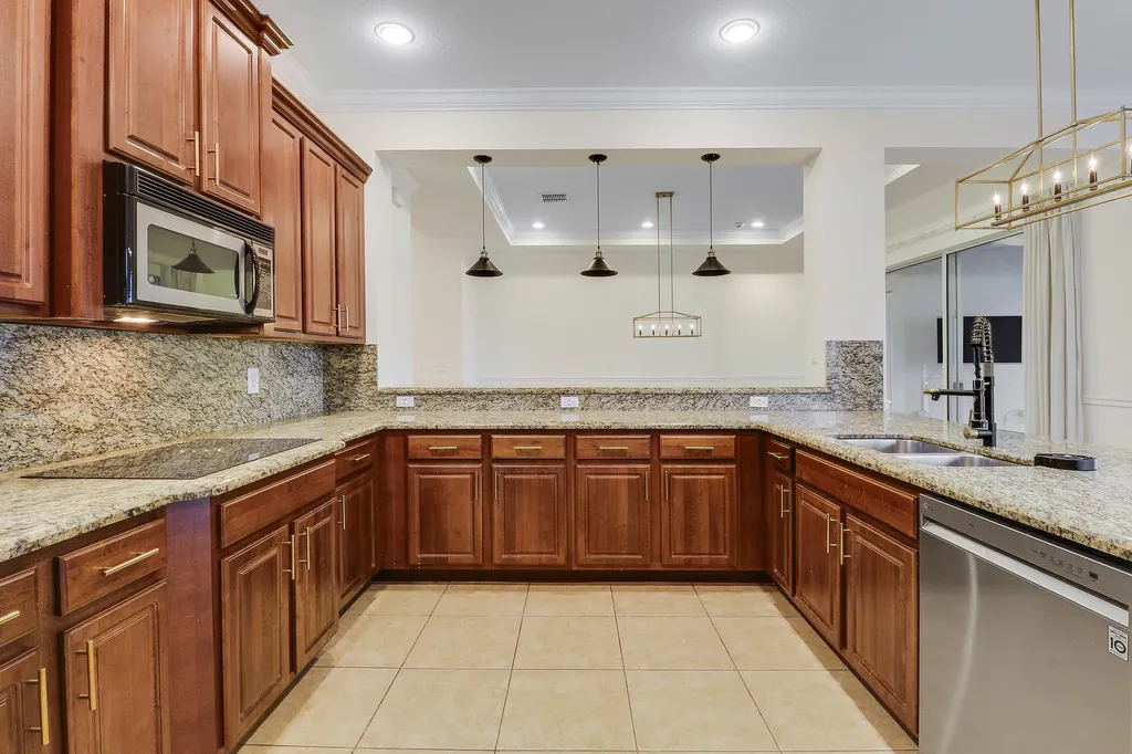 11340 SW Vanderbilt Circle Port St Lucie FL 34987