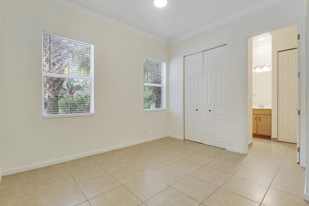 11340 SW Vanderbilt Circle Port St Lucie FL 34987