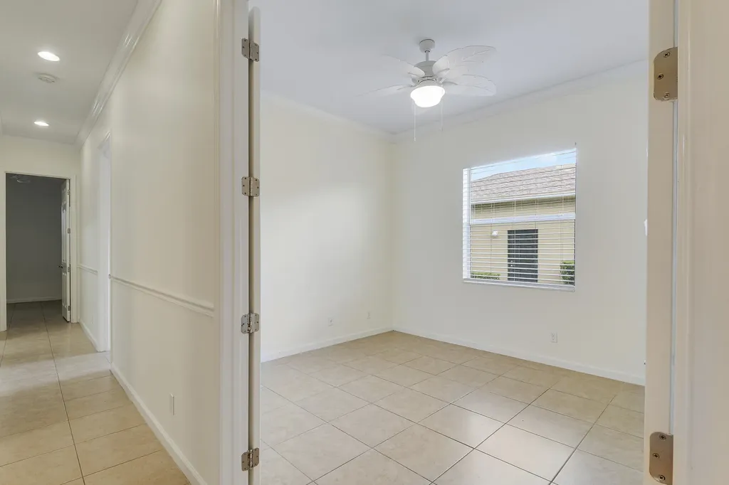 11340 SW Vanderbilt Circle Port St Lucie FL 34987